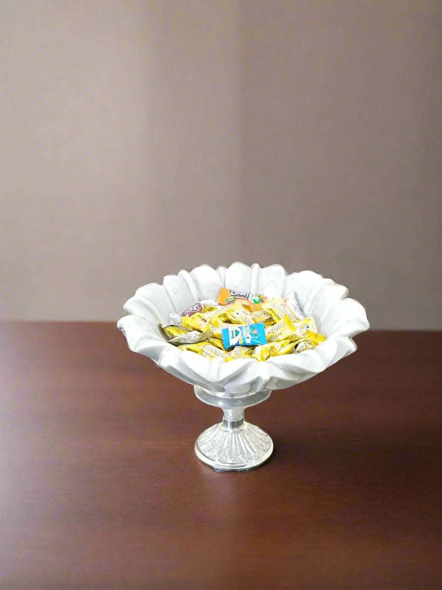 white marble lotus shape fruit bowl/snacks bowl/urli/home décor with metal stand